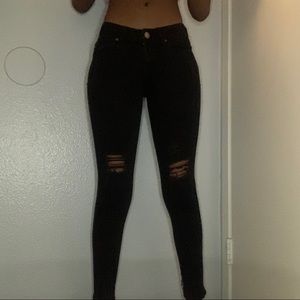black ripped jeans !!